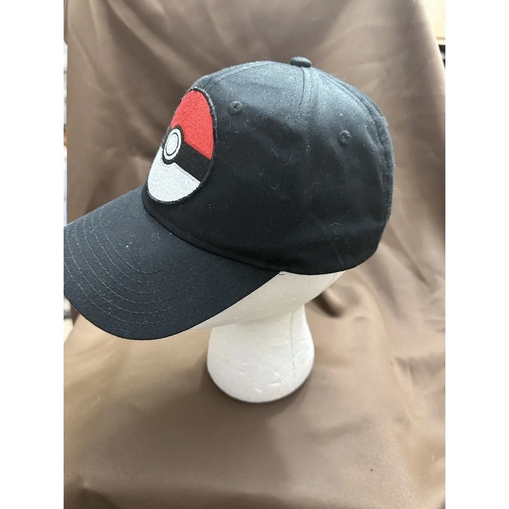 90s Pokemon Ball Embroidered‎ Black SnapBack One Size OTTO  Cap Hat